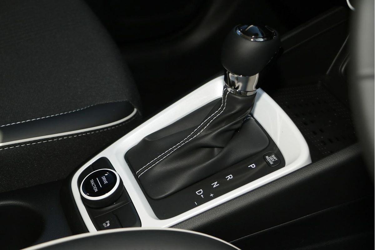2025 Hyundai Venue Active QX.V5