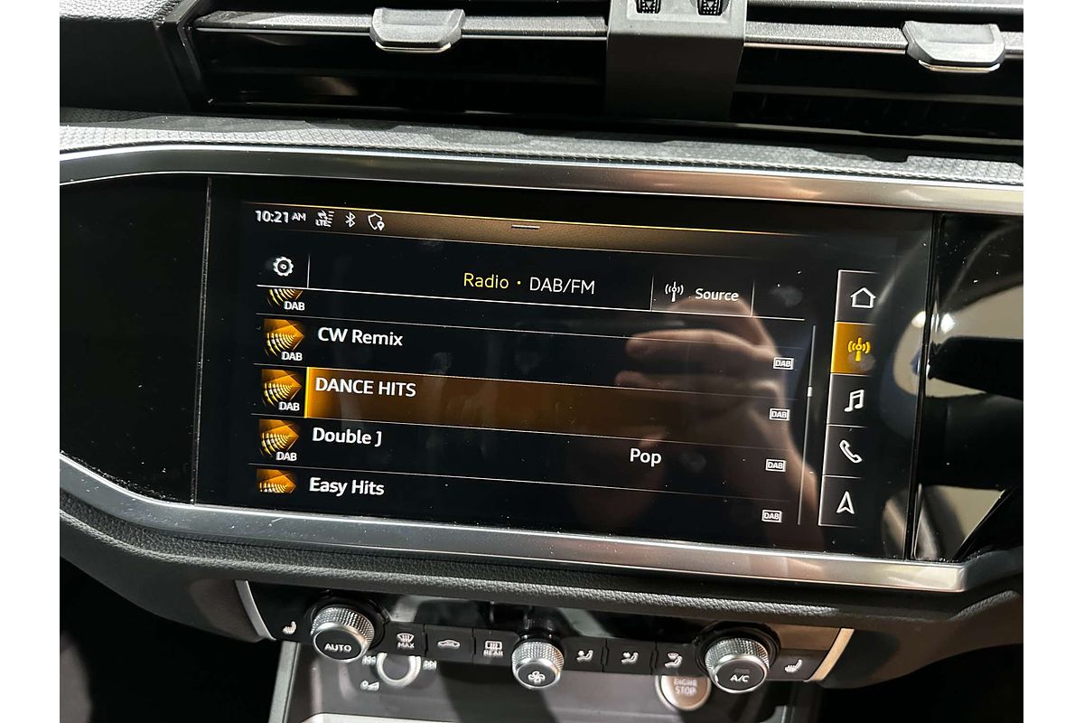 2020 Audi Q3 35 TFSI Launch Edition F3