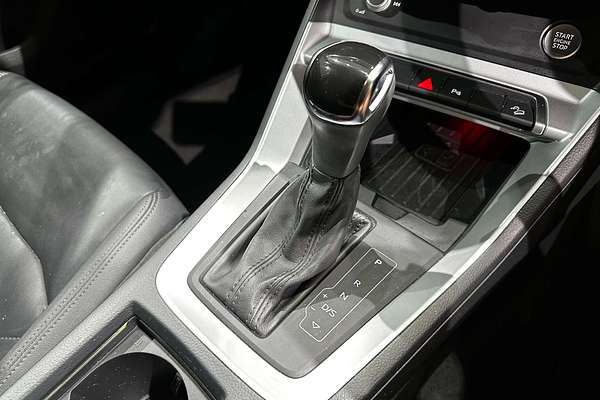 2020 Audi Q3 35 TFSI Launch Edition F3
