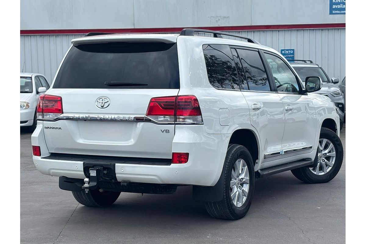 2017 Toyota Landcruiser Sahara VDJ200R
