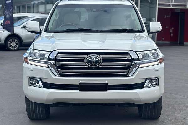 2017 Toyota Landcruiser Sahara VDJ200R