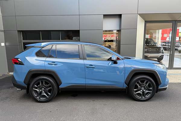 2022 Toyota RAV4 Edge AXAH54R