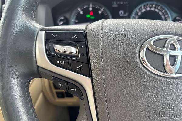 2017 Toyota Landcruiser Sahara VDJ200R