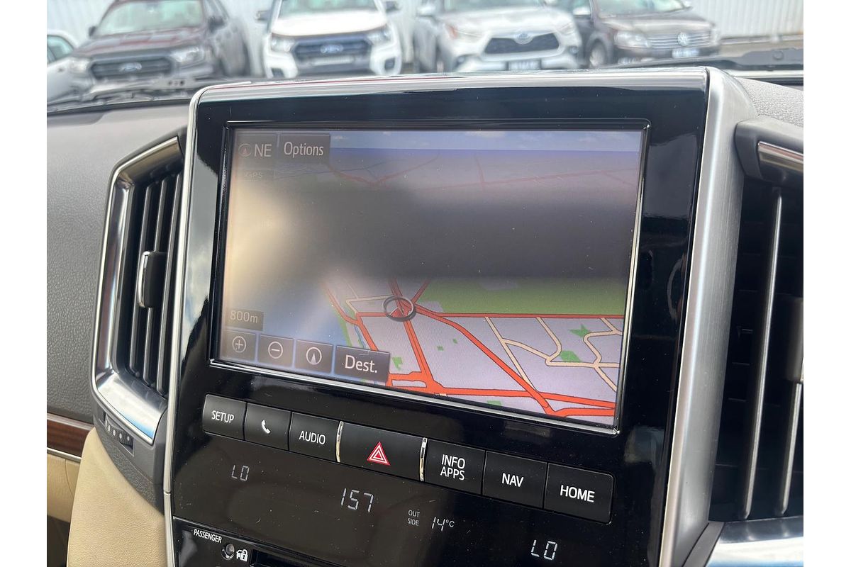 2017 Toyota Landcruiser Sahara VDJ200R