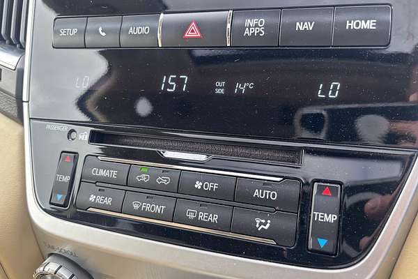 2017 Toyota Landcruiser Sahara VDJ200R
