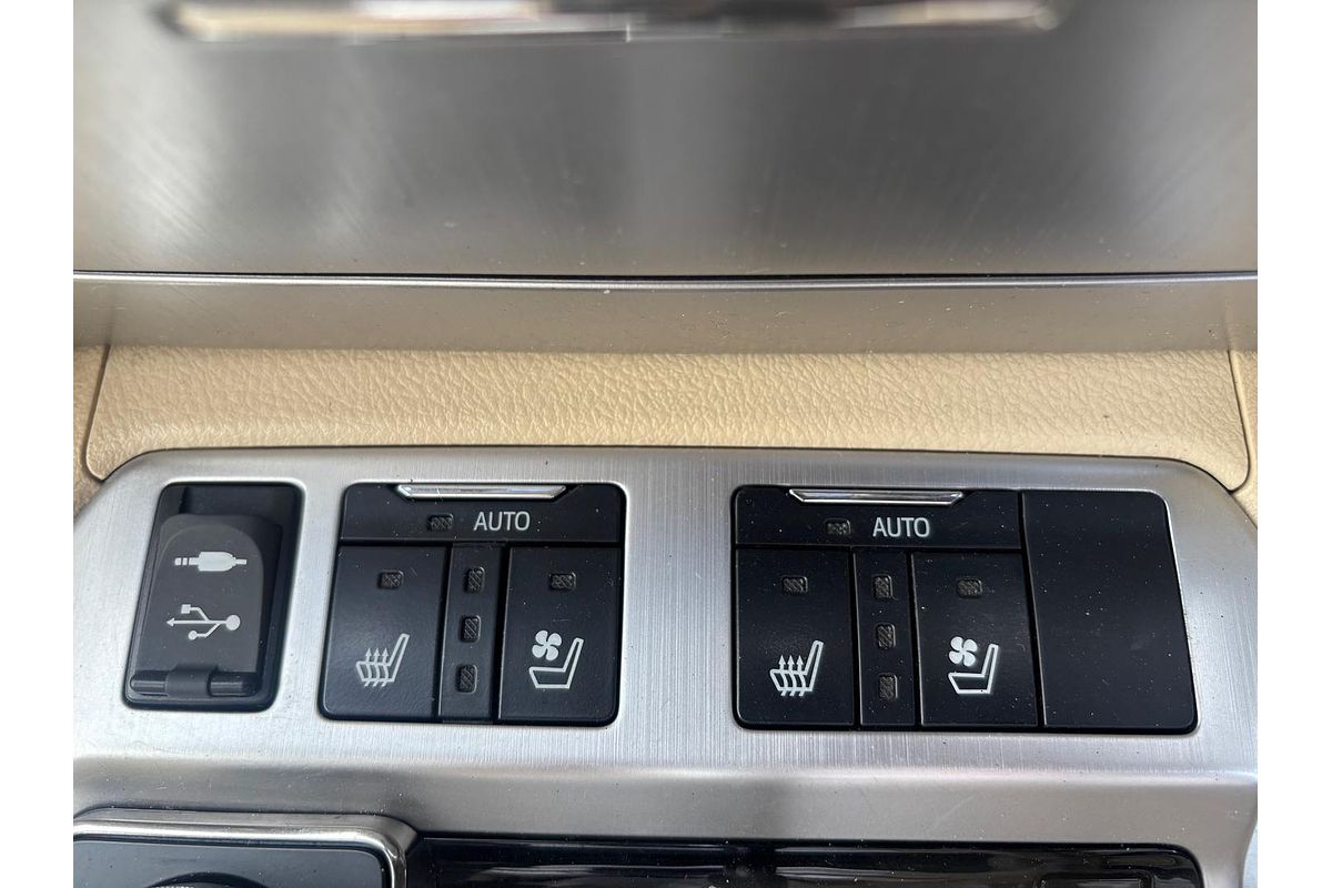 2017 Toyota Landcruiser Sahara VDJ200R