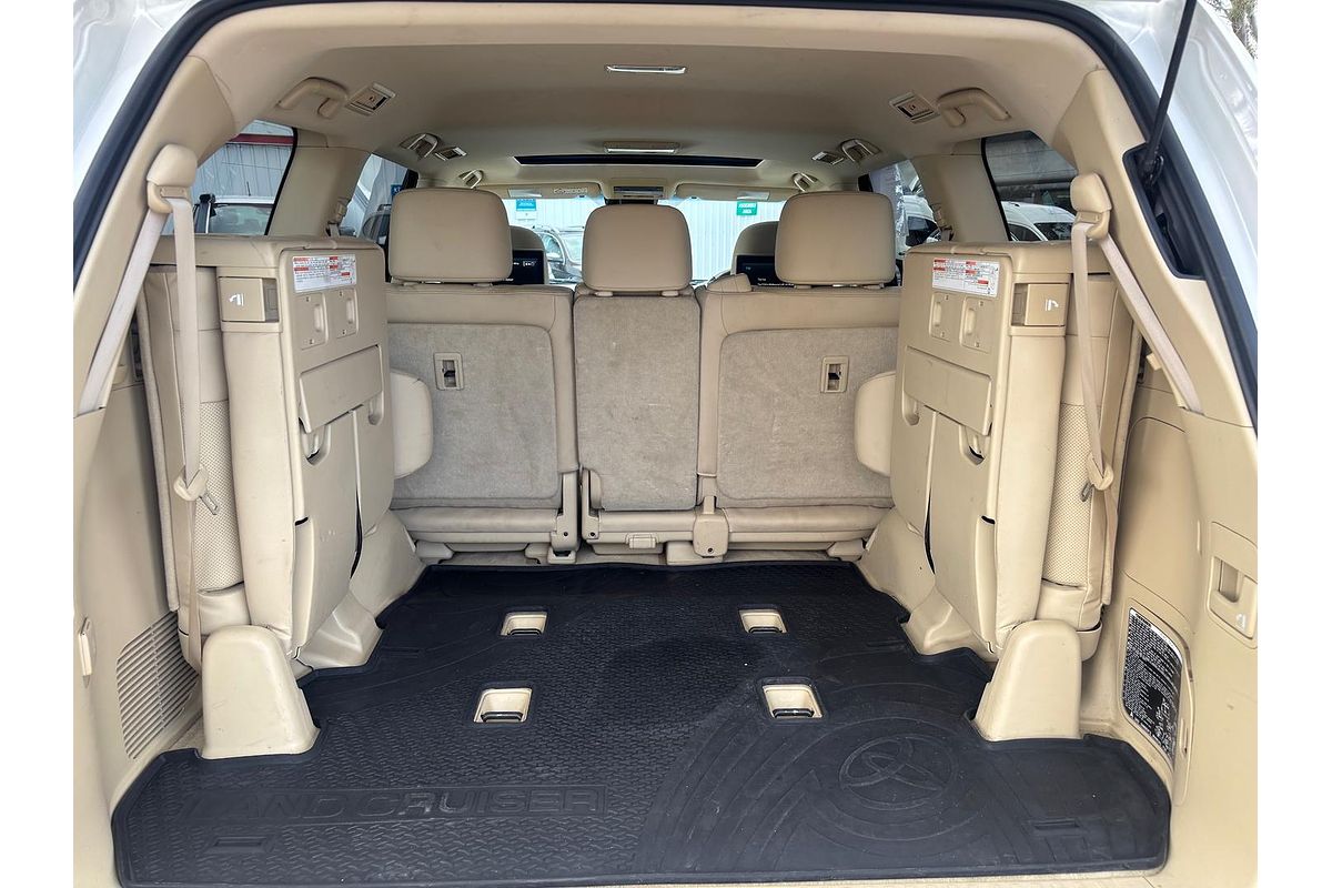2017 Toyota Landcruiser Sahara VDJ200R