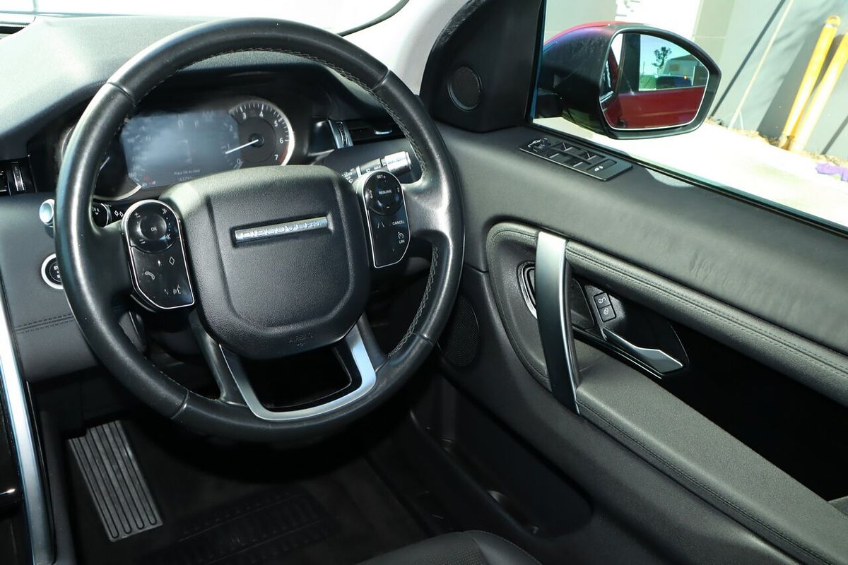 2019 Land Rover Discovery Sport P200 S L550
