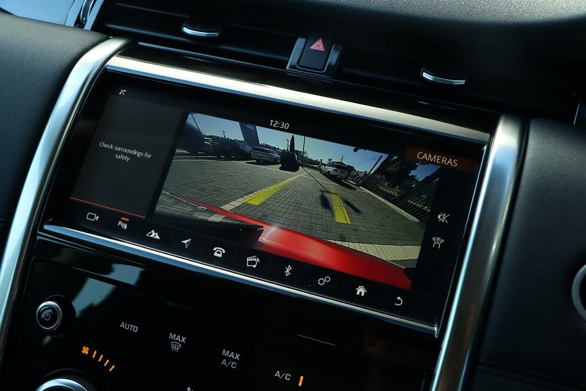 2019 Land Rover Discovery Sport P200 S L550