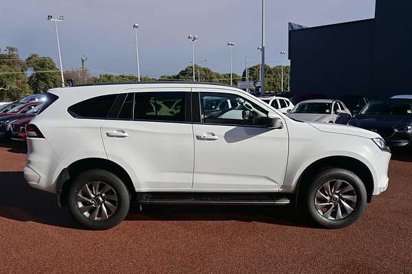 2022 Isuzu MU-X LS-U