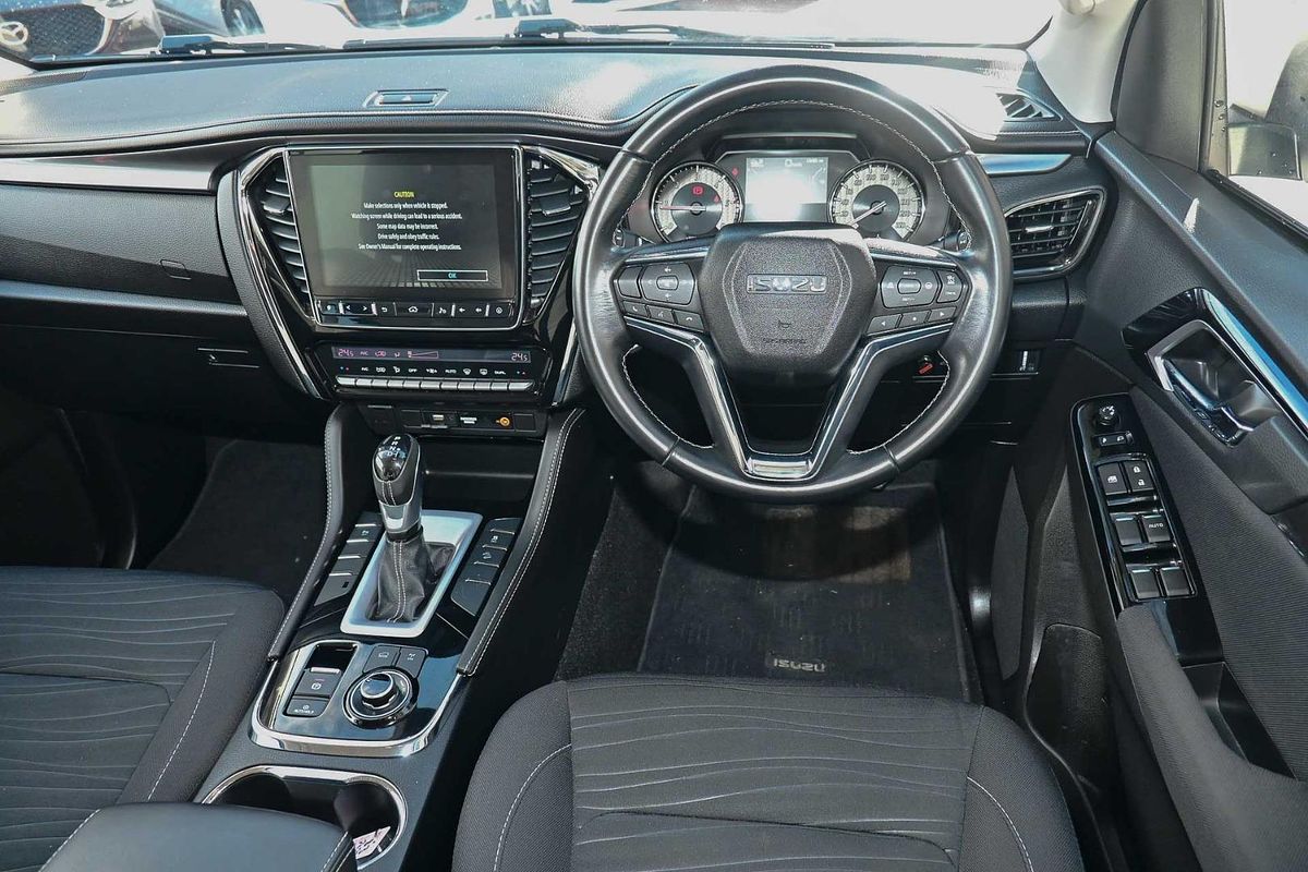 2022 Isuzu MU-X LS-U