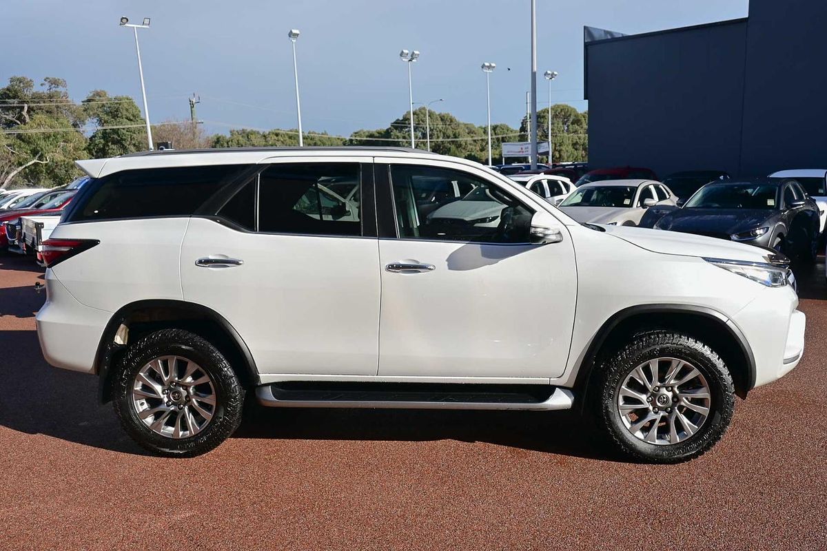 2023 Toyota Fortuner Crusade GUN156R