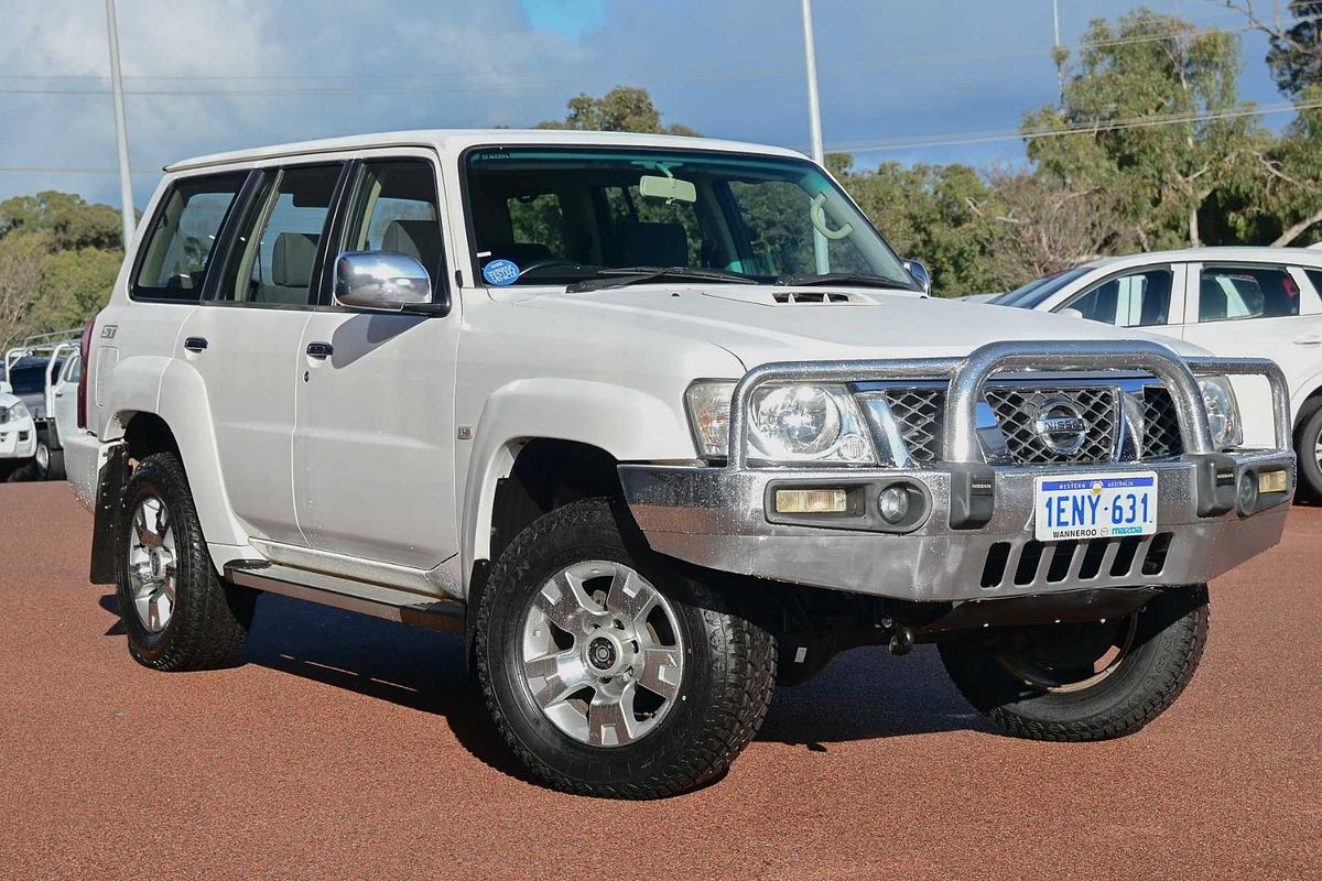 2013 Nissan Patrol ST Y61