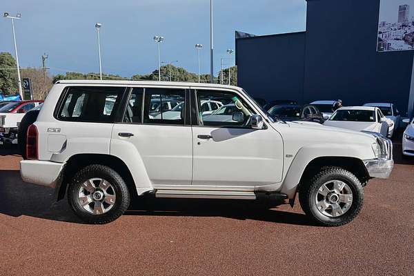 2013 Nissan Patrol ST Y61