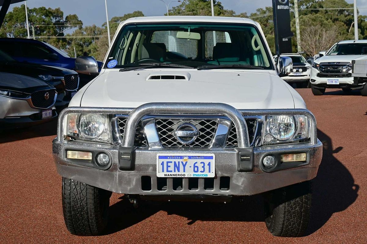 2013 Nissan Patrol ST Y61