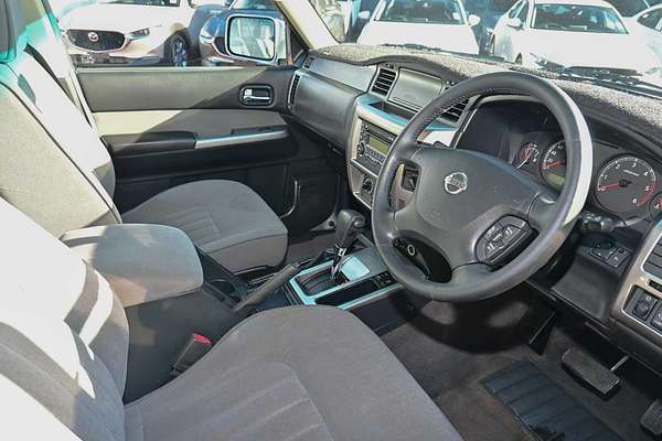 2013 Nissan Patrol ST Y61