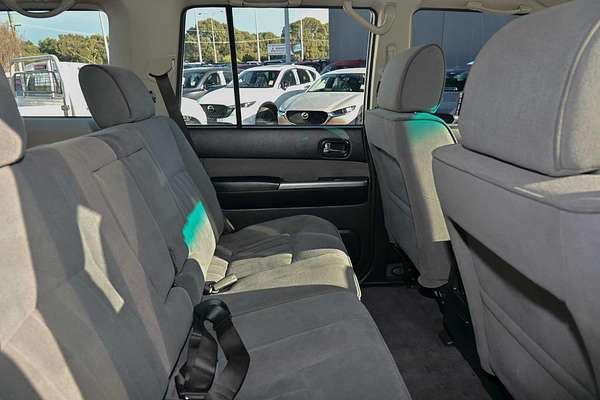 2013 Nissan Patrol ST Y61
