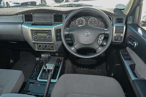 2013 Nissan Patrol ST Y61
