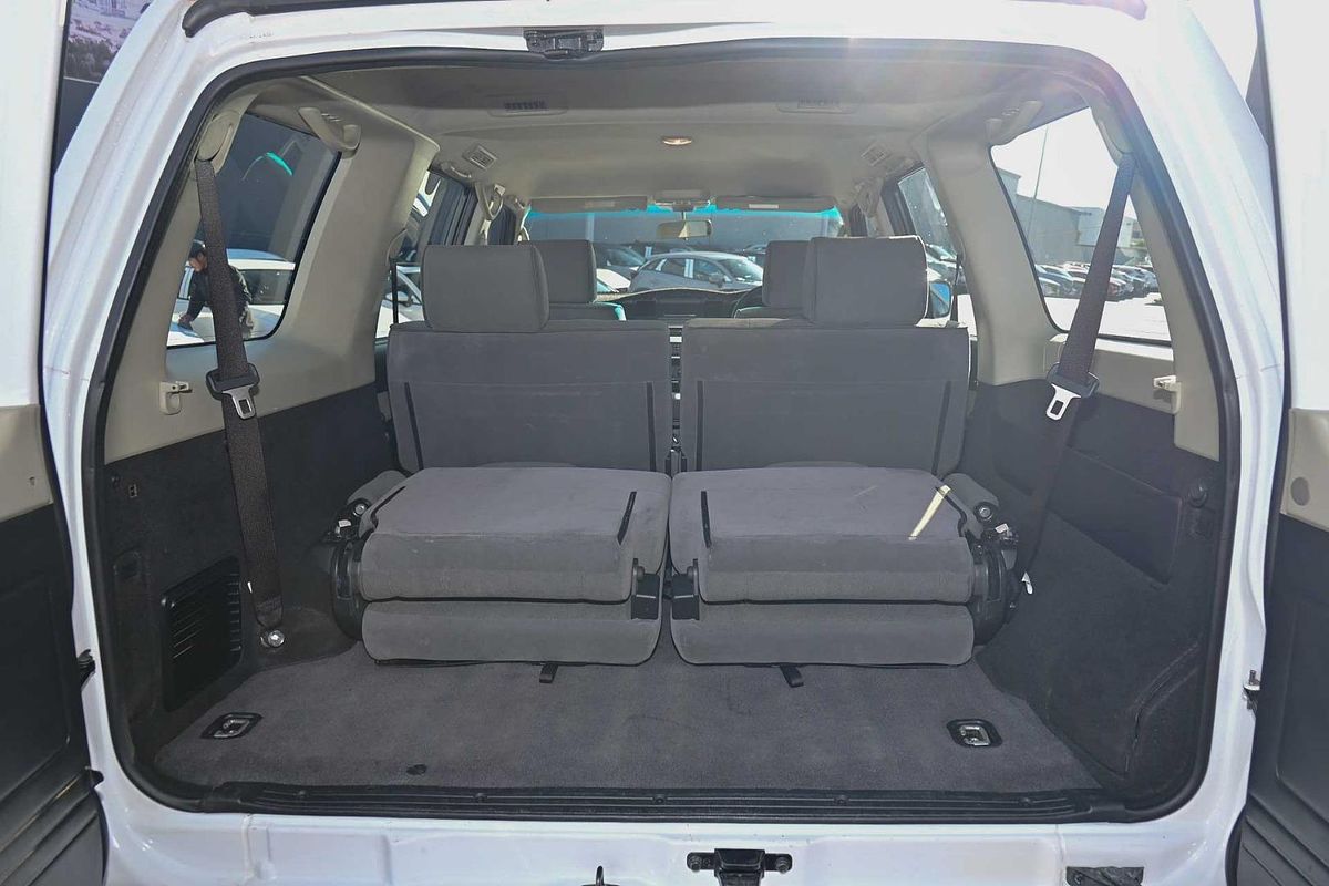2013 Nissan Patrol ST Y61