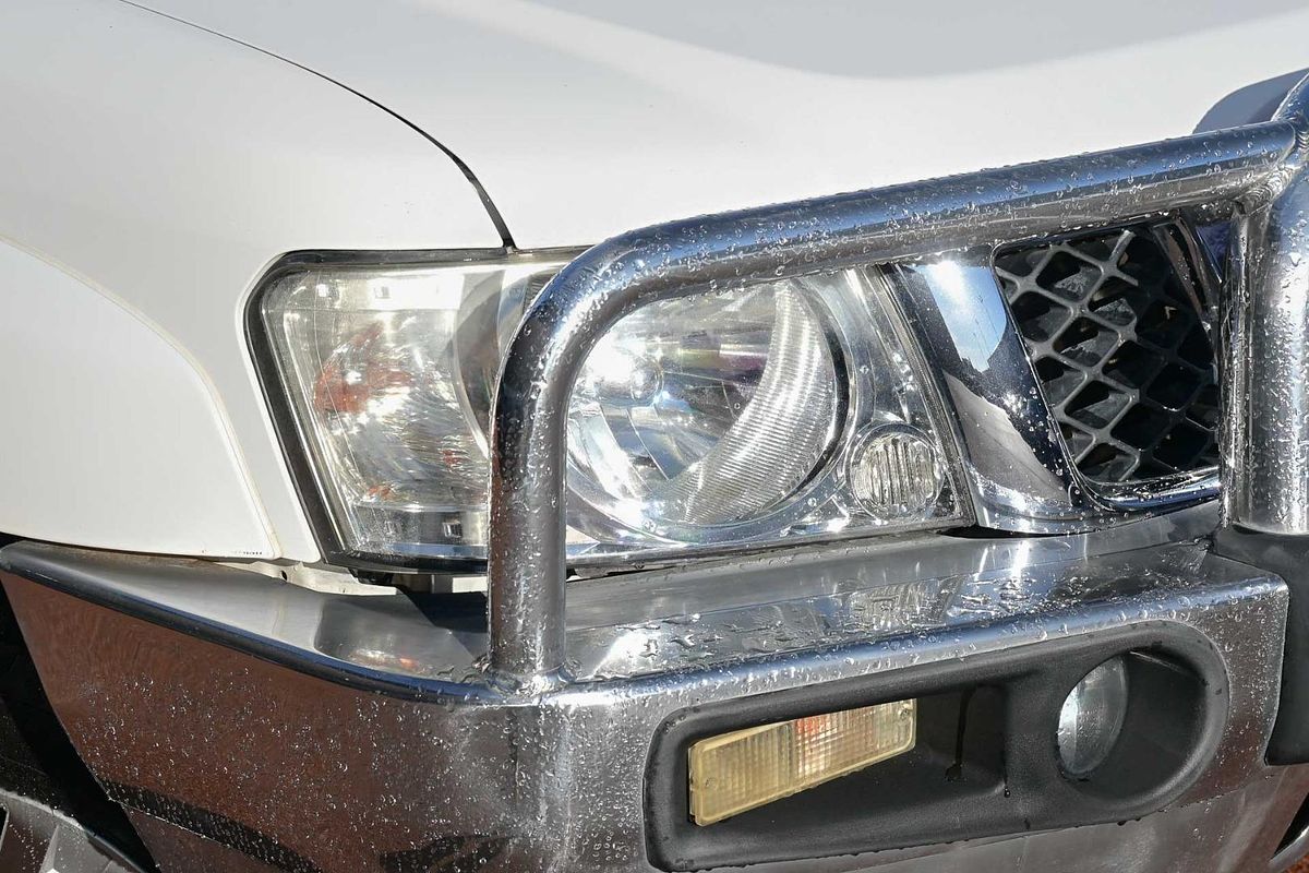 2013 Nissan Patrol ST Y61
