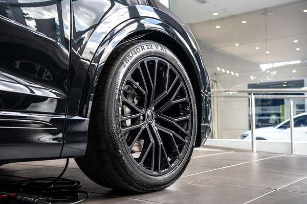 2025 Audi Q8 50 TDI S line F1