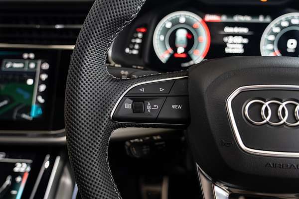 2025 Audi Q8 50 TDI S line F1