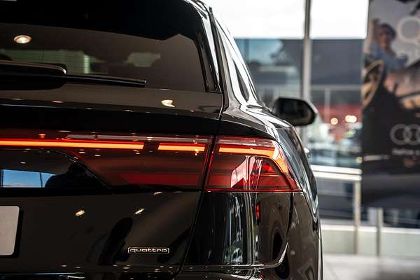 2025 Audi Q8 50 TDI S line F1