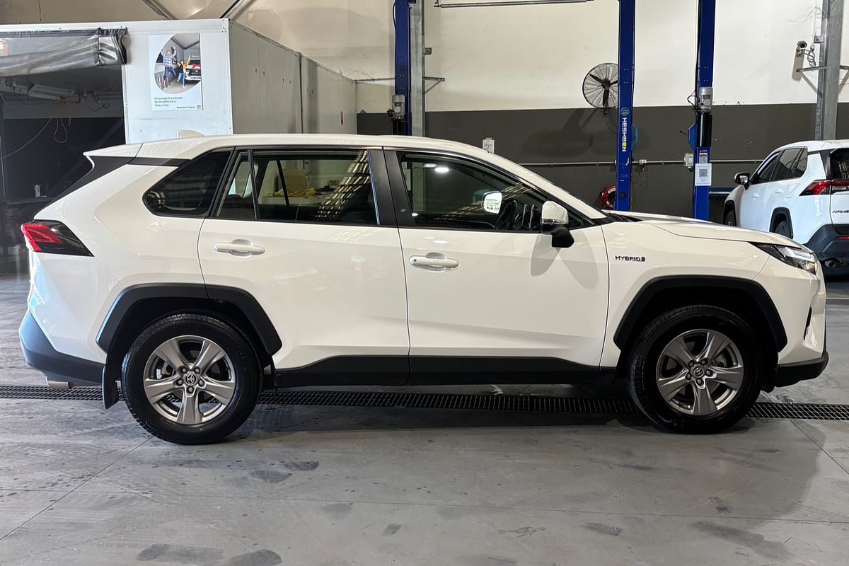 2024 Toyota RAV4 GX AXAH52R