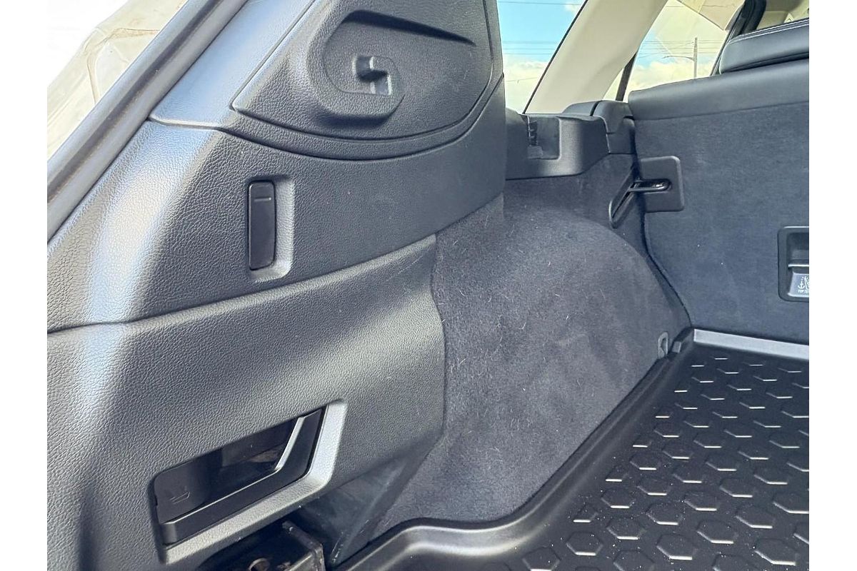 2019 Subaru Outback 2.5i Premium 5GEN