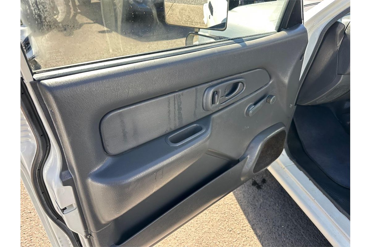 2004 Mitsubishi Triton GL MK Rear Wheel Drive
