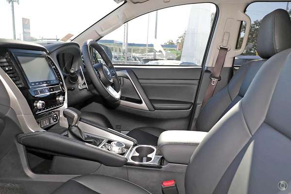 2024 Mitsubishi Pajero Sport Exceed QF