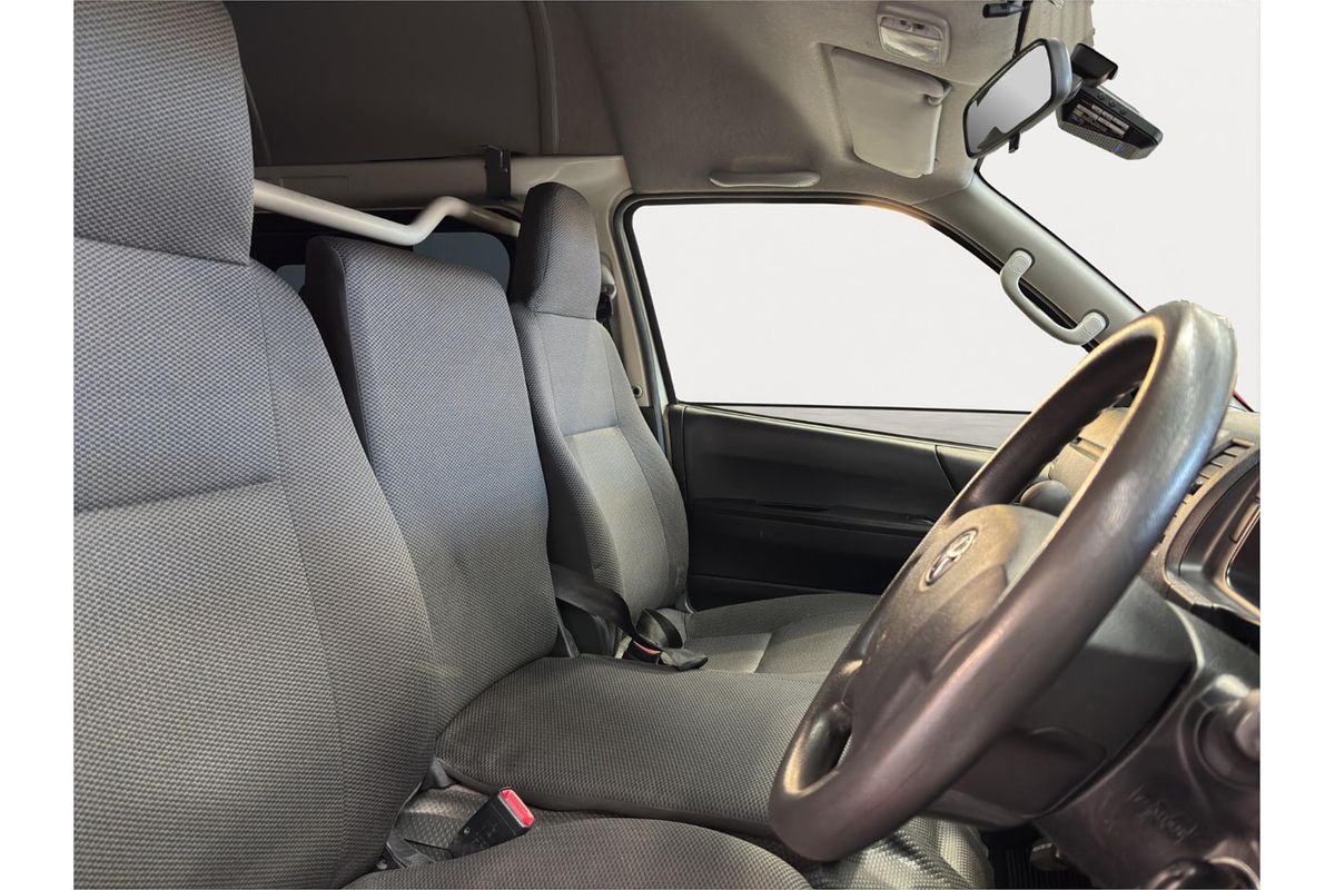 2018 Toyota Hiace 4WD KDH206