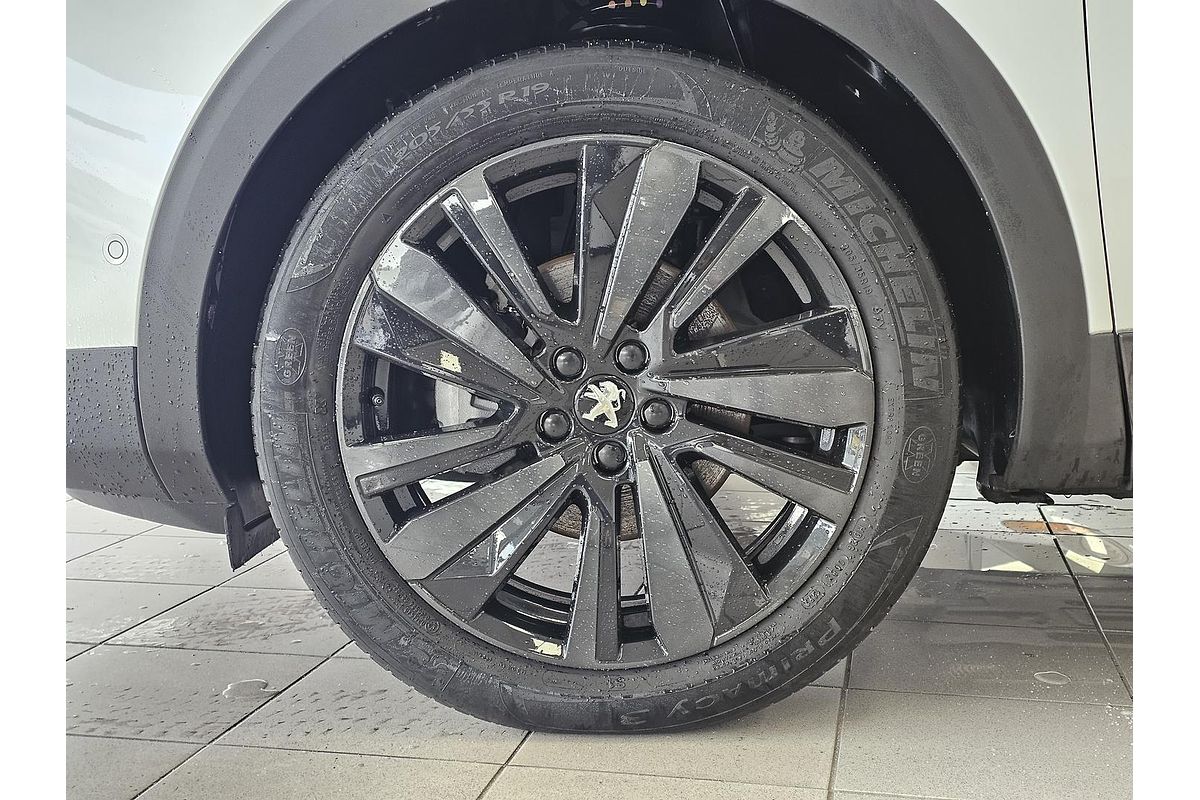 2022 Peugeot 5008 GT Sport P87