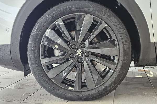 2022 Peugeot 5008 GT Sport P87