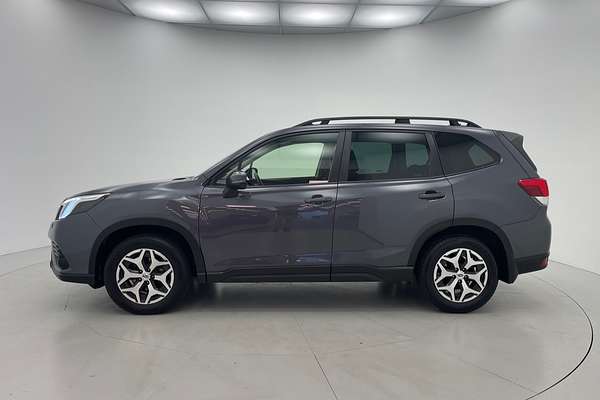 2023 Subaru Forester 2.5i 50 Years Edition S5