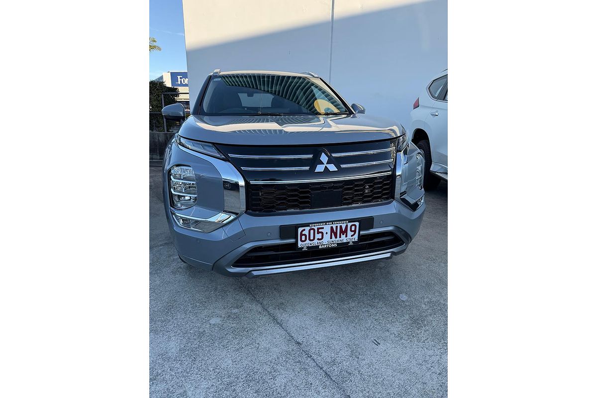 2025 Mitsubishi Outlander Exceed ZM