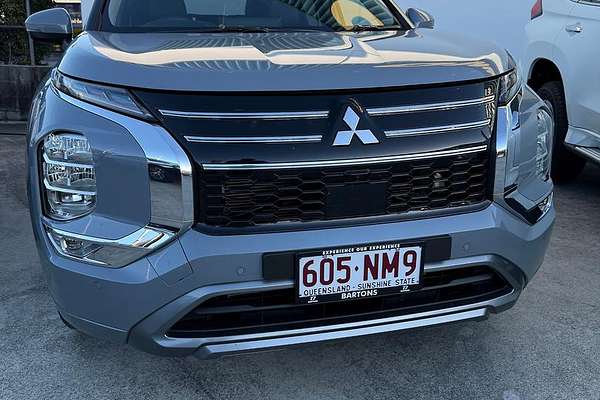 2025 Mitsubishi Outlander Exceed ZM