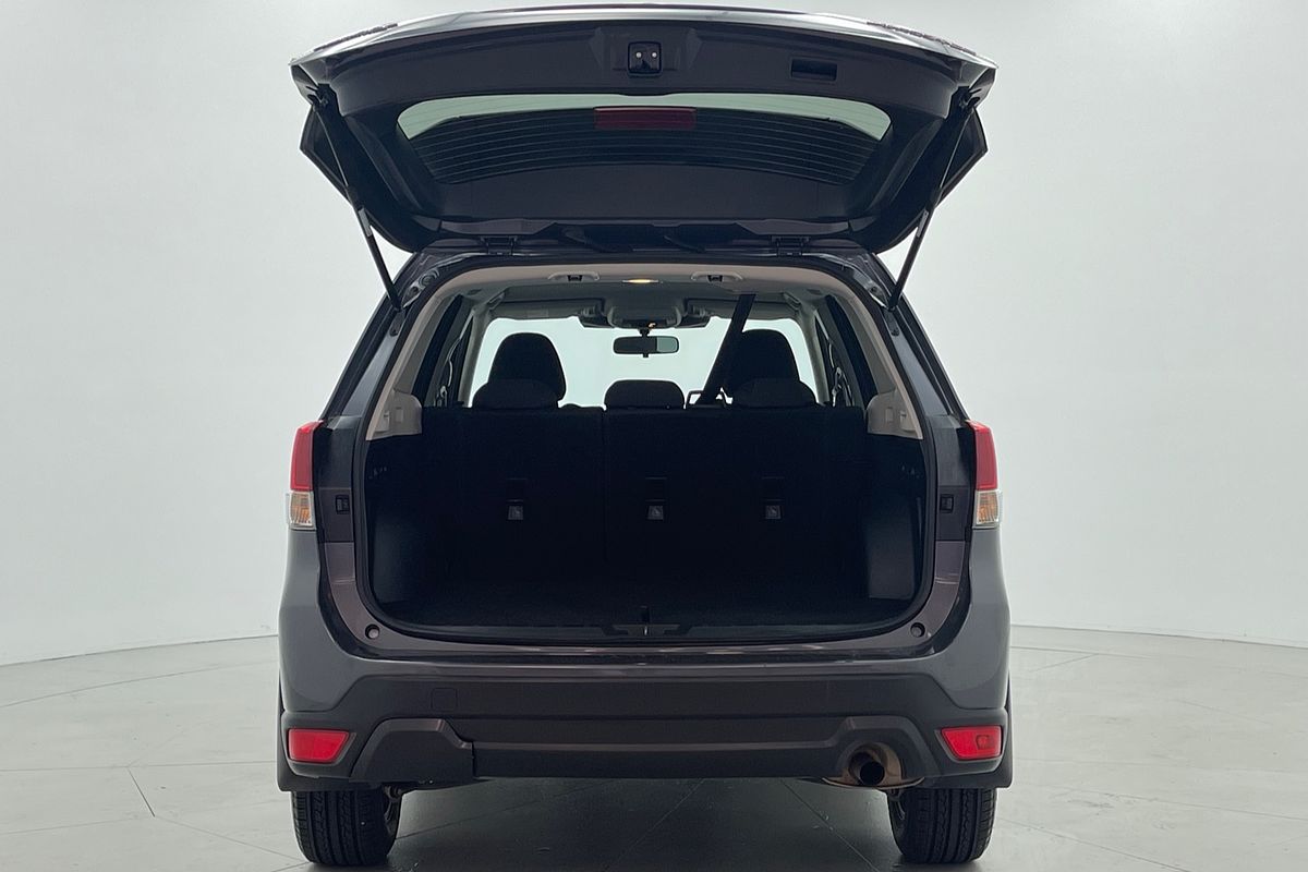 2023 Subaru Forester 2.5i 50 Years Edition S5