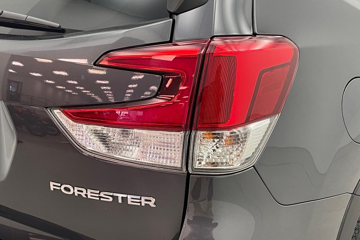 2023 Subaru Forester 2.5i 50 Years Edition S5