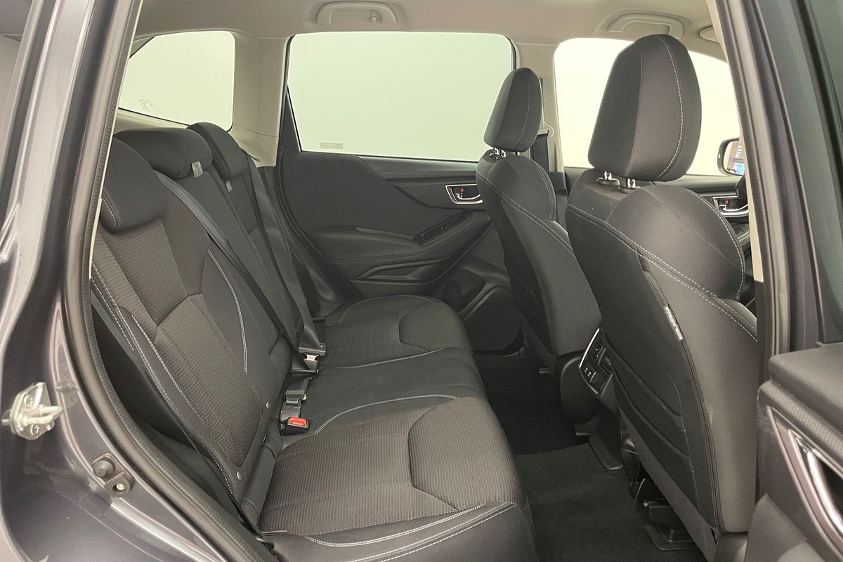 2023 Subaru Forester 2.5i 50 Years Edition S5