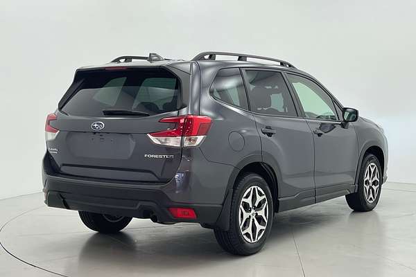2023 Subaru Forester 2.5i 50 Years Edition S5
