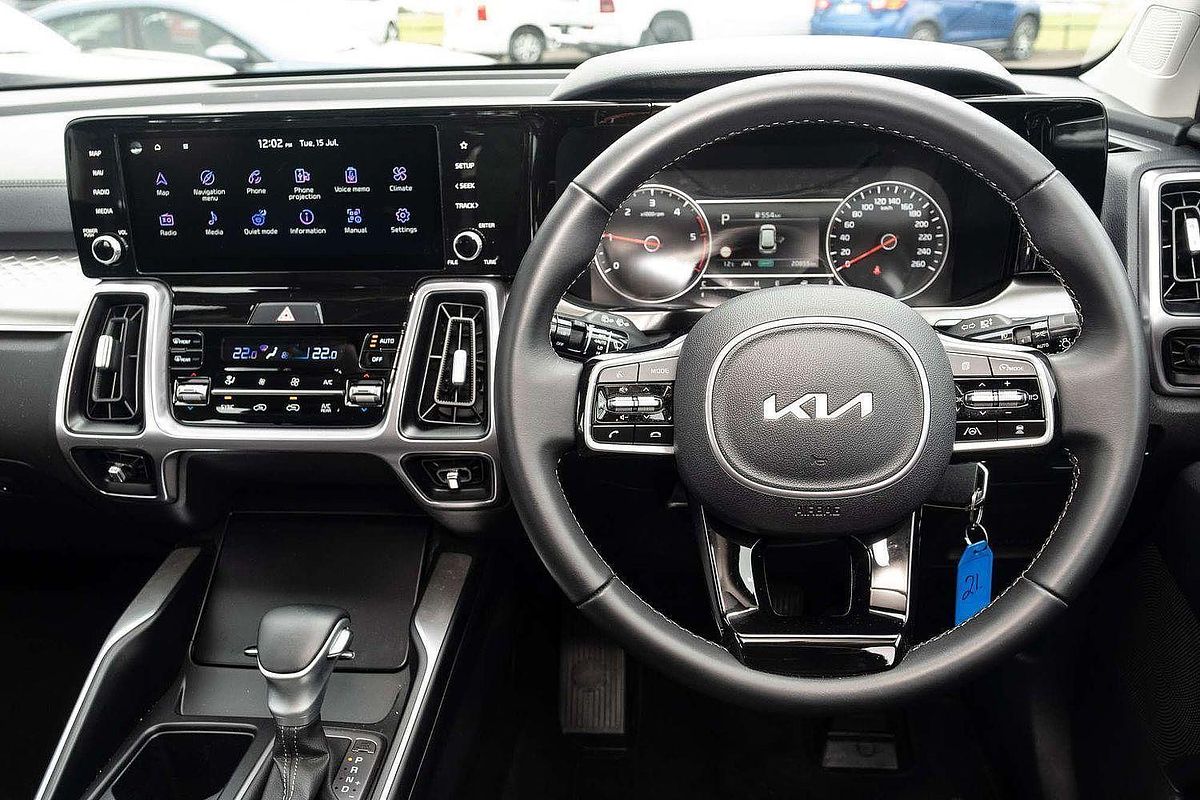 2022 Kia Sorento Sport MQ4