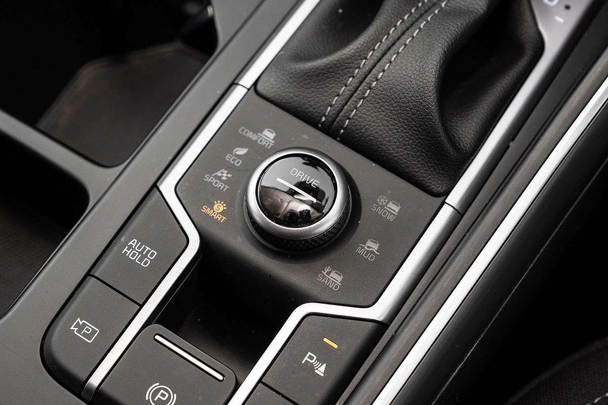 2022 Kia Sorento Sport MQ4