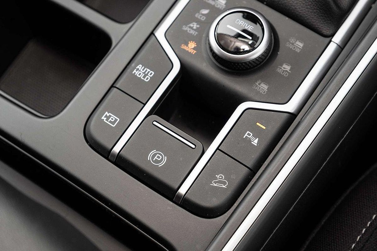 2022 Kia Sorento Sport MQ4