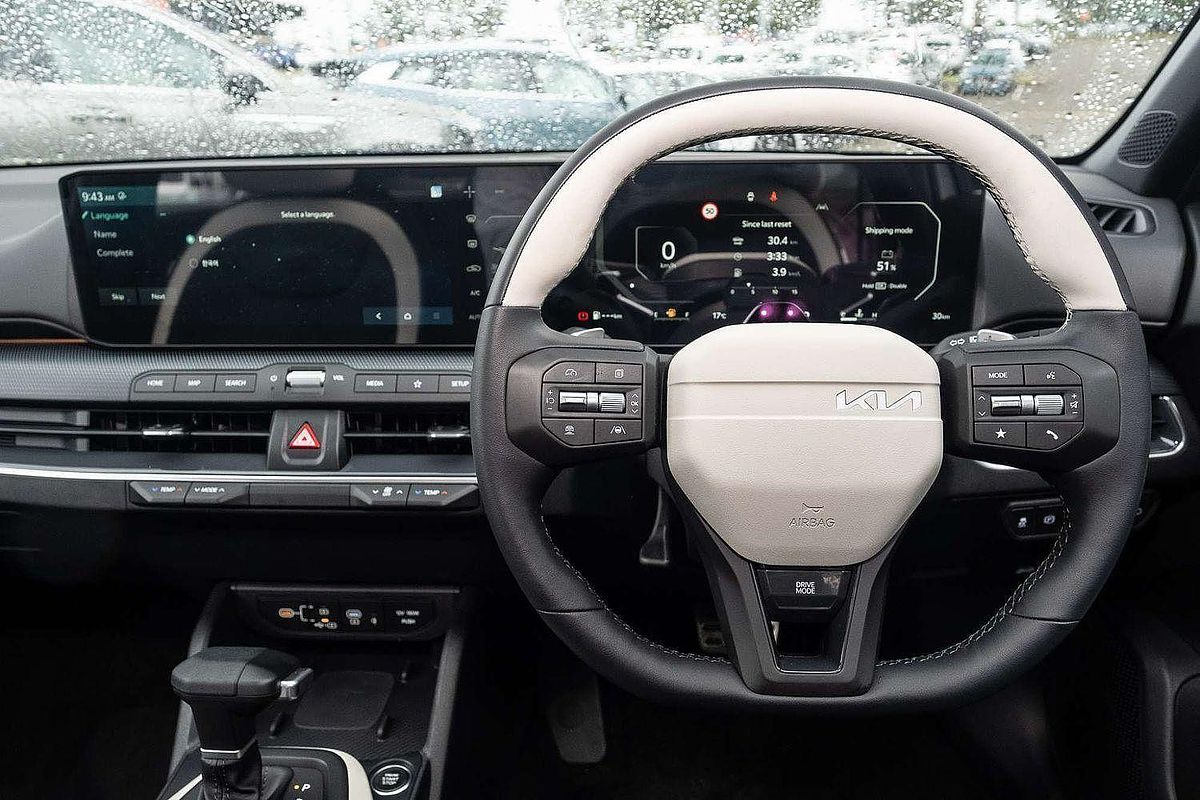 2025 Kia K4 GT-Line CL4m