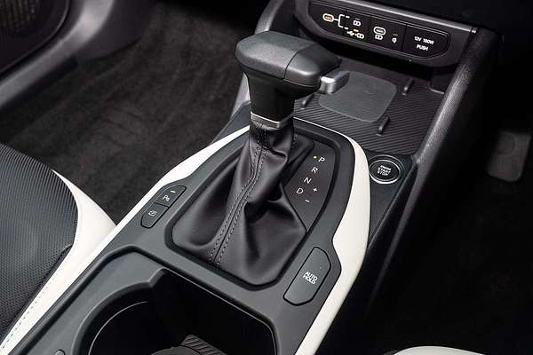2025 Kia K4 GT-Line CL4m