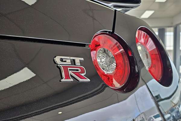 2009 Nissan GT-R Premium R35
