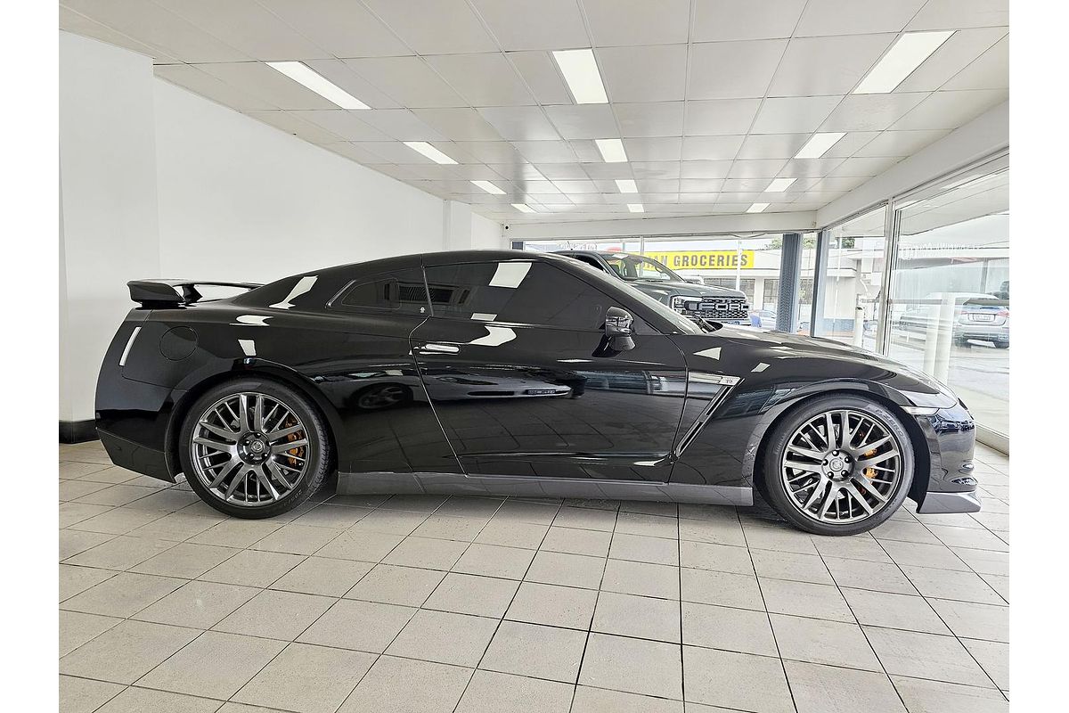2009 Nissan GT-R Premium R35