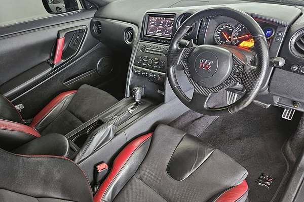 2009 Nissan GT-R Premium R35
