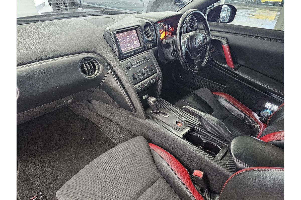 2009 Nissan GT-R Premium R35
